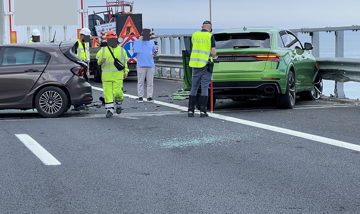 Impatto tra auto in A14