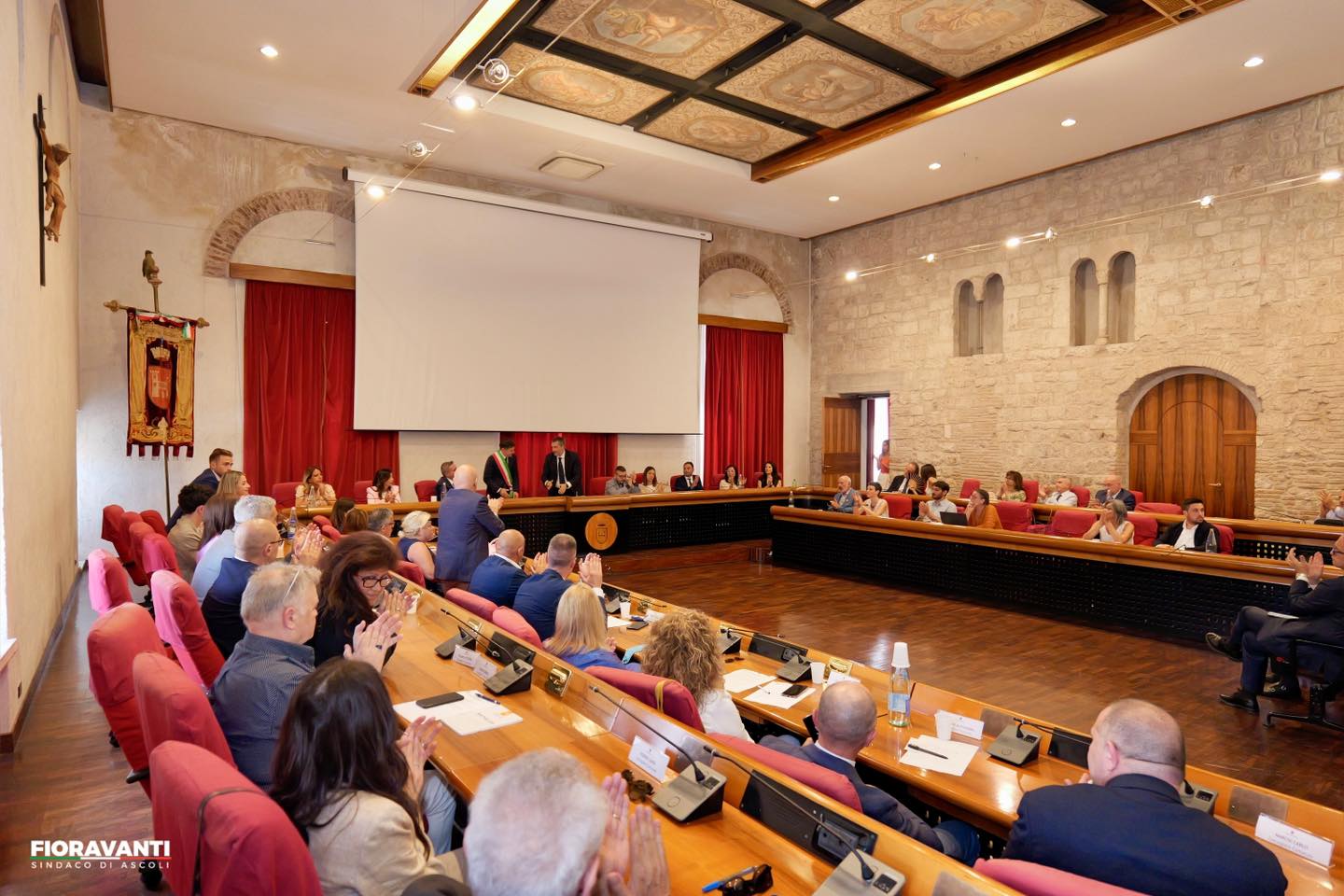 Il Consiglio si insedia, Marco Fioravanti: «Sarò il sindaco di tutti»