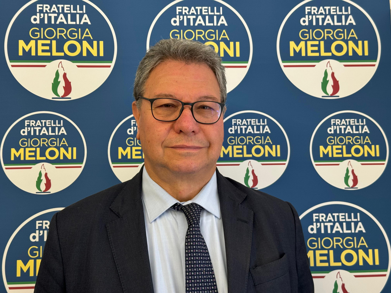 «In Europa col “Modello Marche”» <br> Ciccioli a Bruxelles, il Pd aspetta Morani: <br> «Marche non più colonia Meloni»