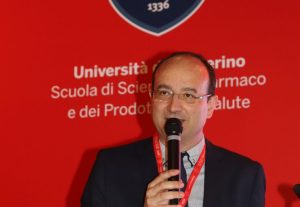 «Obesità, attenzione alle cure <br>e ai farmaci fai da te <span>(Video)</span>