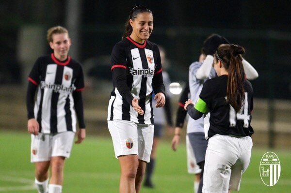 Ascoli, con l’accesso in finale di Coppa Italia Eccellenza, la squadra femminile direttamente promossa in serie C