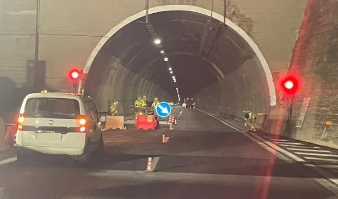 A14, chiusure notturne e deviazioni di carreggiata