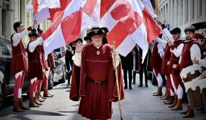 Quintana: “L’ultimo passo” di Andrea Martelli dopo quasi 70 anni nel corteo Quintana: “L’ultimo passo” di Andrea Martelli dopo quasi 70 anni nel corteo
