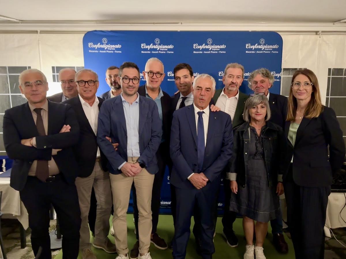 Confartigianato, consegnati gli attestati di fedeltà associativa alle imprese storiche