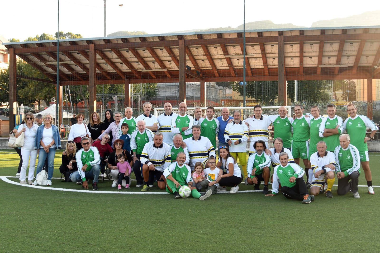 “Amici per sempre”, un sabato nel segno del pallone per ricordare i compagni venuti a mancare