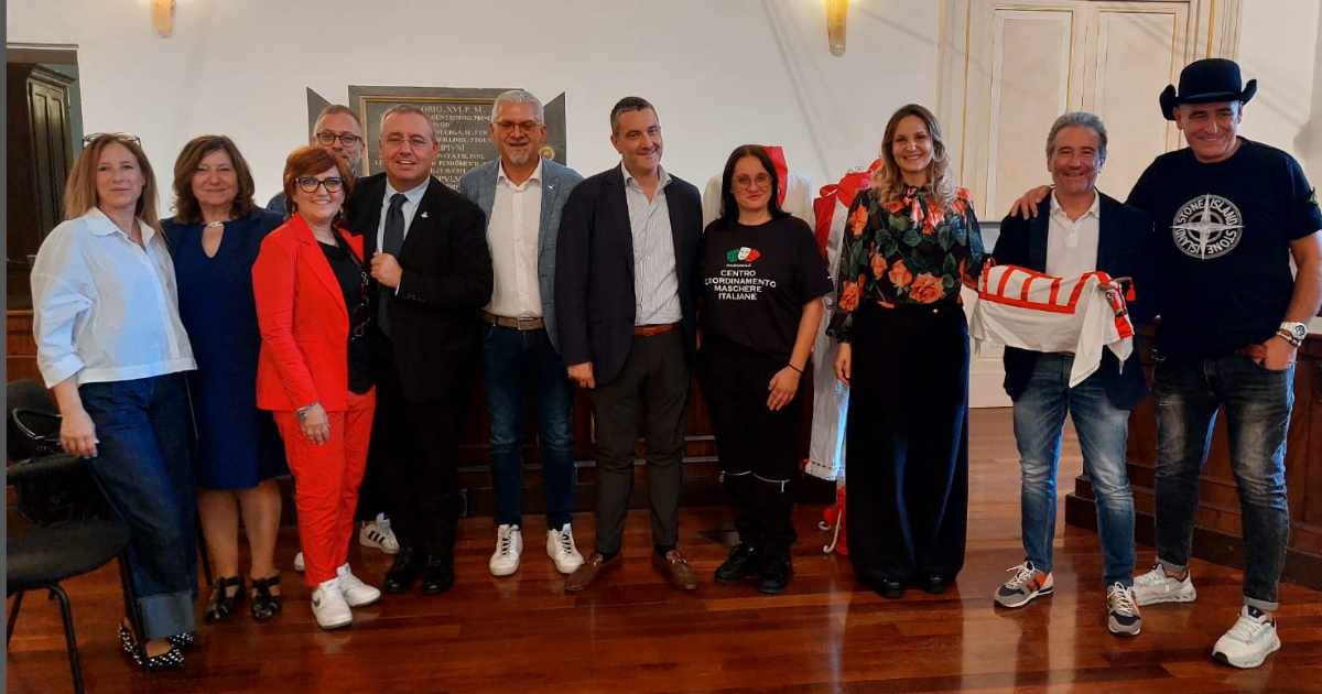 Il Piceno a New York con il “Guazzarò” e “BuonUmor Favorito”: Offida e Ascoli alla sfilata del Columbus Day <span> (Video)