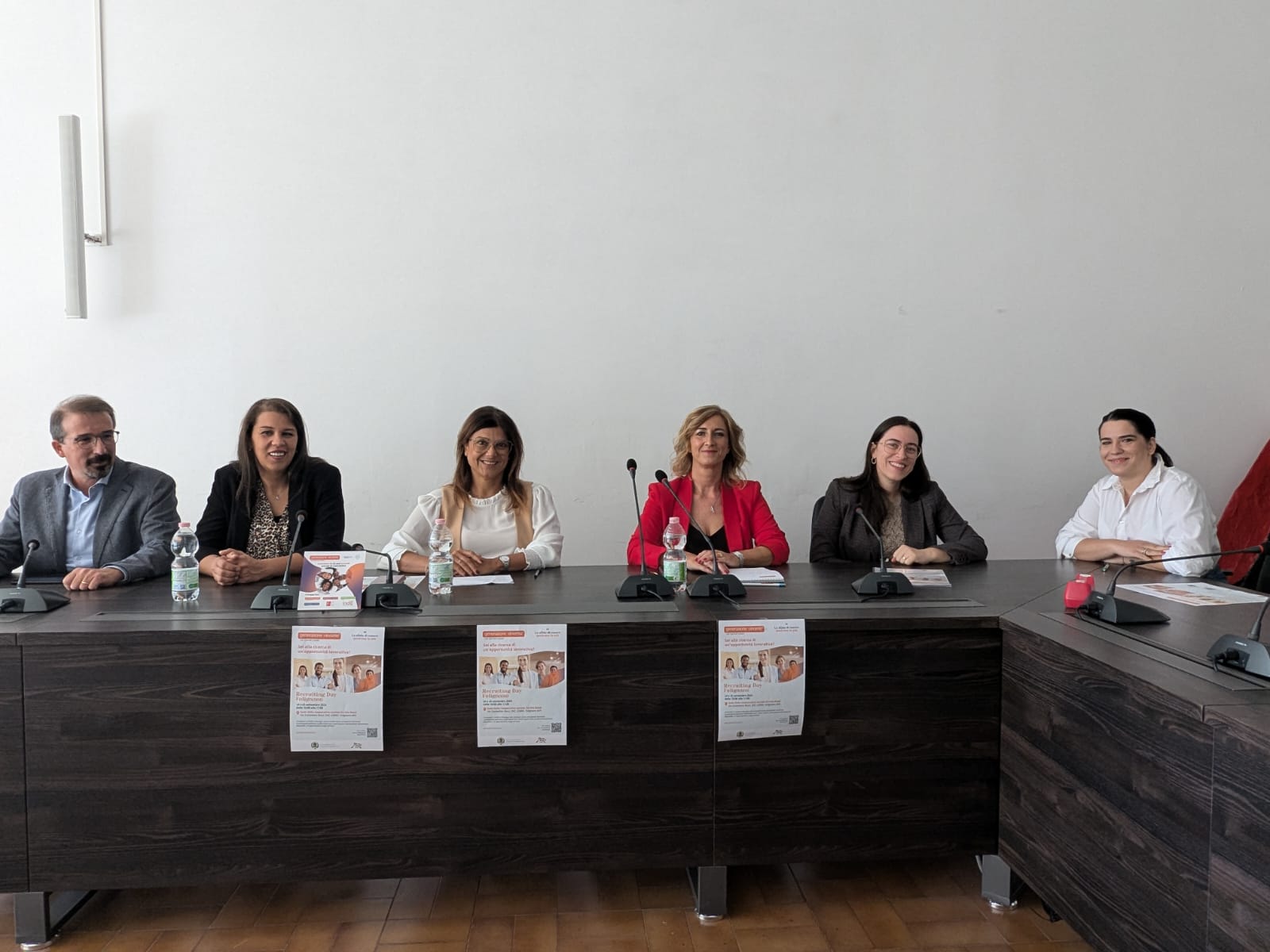“Recruiting Day Folignano”, domanda e offerta di lavoro si incontrano in piazza Rozzi