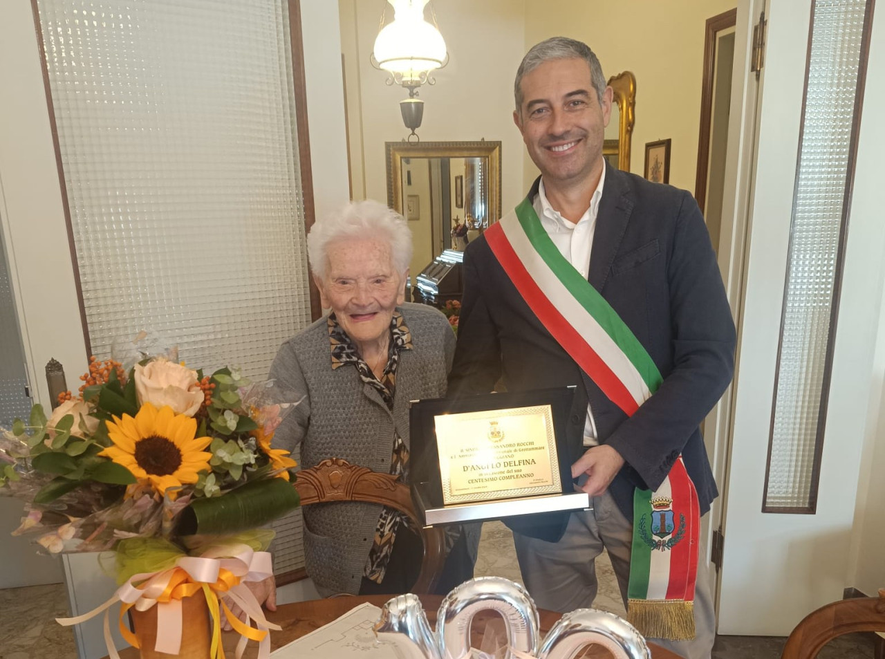 Delfina D’Angelo compie 100 anni, brindisi in musica