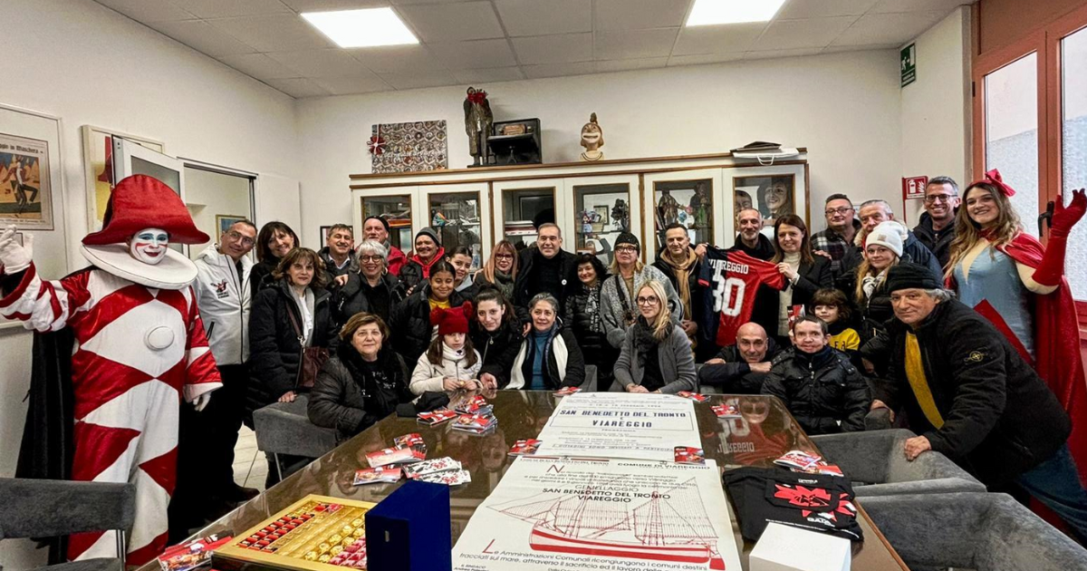 San Benedetto e Viareggio, gemellaggio sempre più forte dopo trent’anni di amicizia