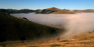 Storie dei Sibillini, il Parco delle leggende: il lago maledetto Storie dei Sibillini, il Parco delle leggende: il lago maledetto