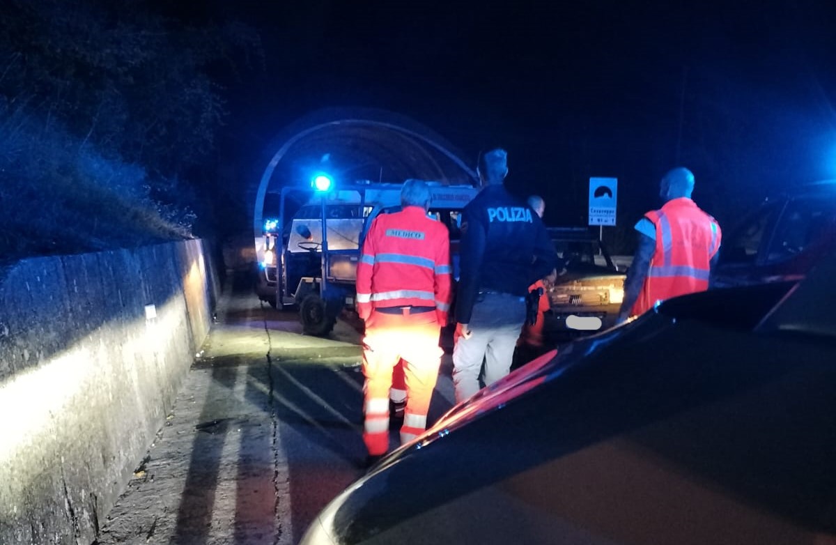 Violento scontro tra auto e furgone cassonato: gravissimo un 74enne trasferito a Torrette con l’eliambulanza