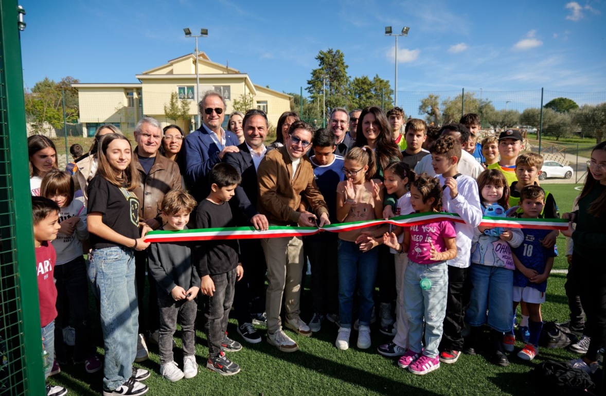 Una struttura riqualificata per calcio a 5 e calisthenics: inaugurato il nuovo campetto di Poggio di Bretta
