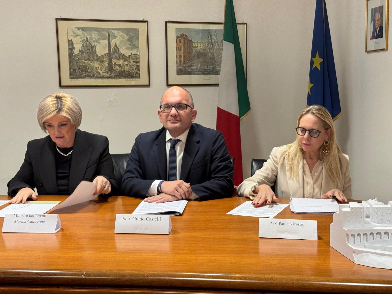 «Rafforzate le azioni per lavoro, impresa e servizi sociali nell’Appennino centrale» Firmata la convenzione tra Castelli e Nicastro. Presente il ministro Calderone «Rafforzate le azioni per lavoro, impresa e servizi sociali nell’Appennino centrale» Firmata la convenzione tra Castelli e Nicastro. Presente il ministro Calderone