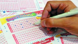 La fortuna bacia la Riviera: centrato un “5” al SuperEnalotto