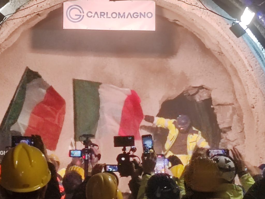 Al via la realizzazione del nuovo acquedotto antisismico dei Sibillini <span> (Foto e video)