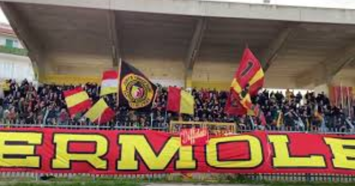 Samb a Termoli ma in Molise è un gran caos, il sindaco Balice: «La squadra giochi domenica»