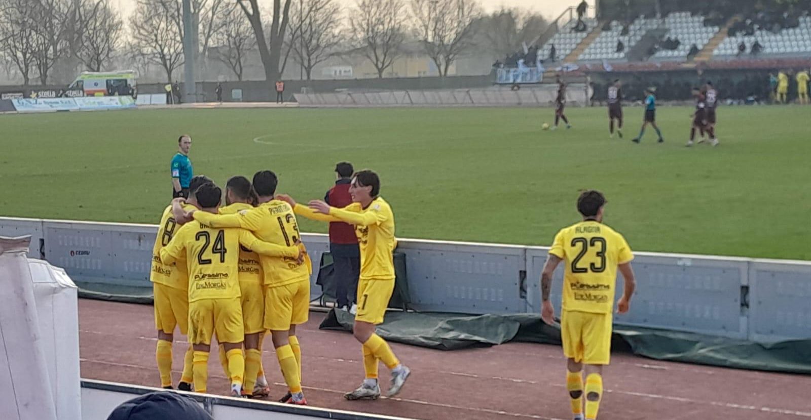 L’Ascoli soffre, ma vince anche a Legnago: una deviazione di Varone regala il quarto successo di fila (0-1)
