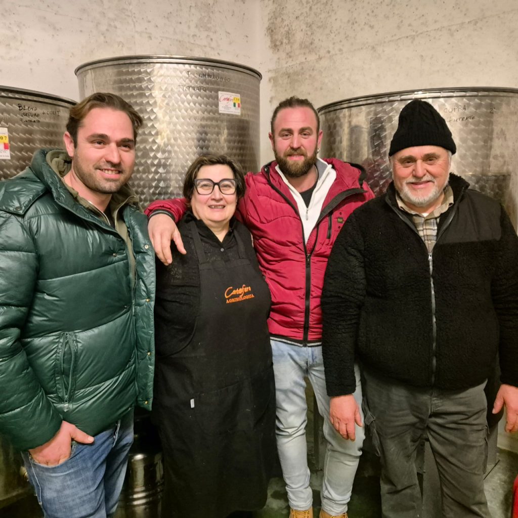 La famiglia Castelli festeggia 100 anni di agricoltura (Video e foto)