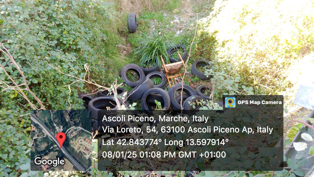 Discariche abusive, segnalazioni da via Loreto