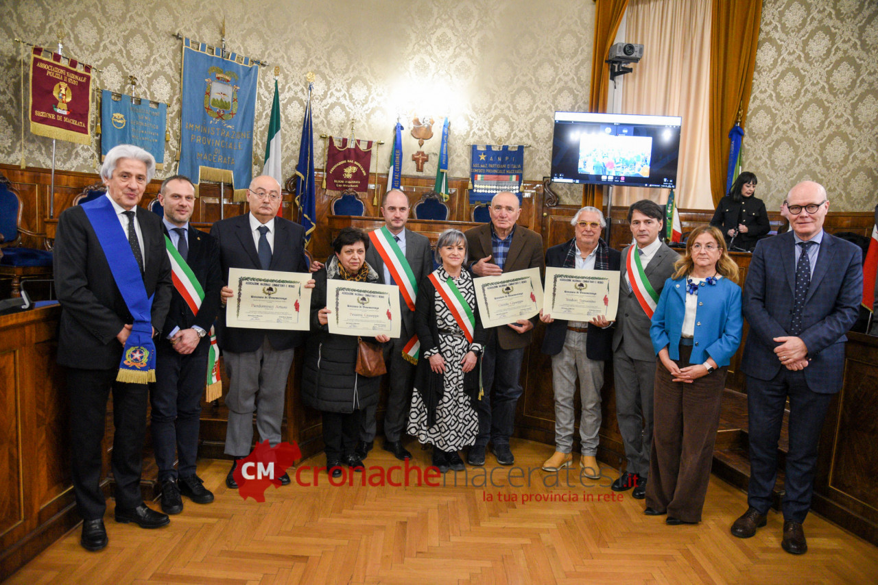 I figli di 4 prigionieri internati dai nazisti: <br> «Mio padre tornò che era uno scheletro» <br> «Il mio arrestato perché carabiniere» <span> (Foto ) </span>