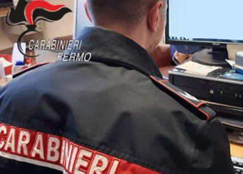 Costringono una ragazzina a farsi un video intimo che finisce sui social: 4 giovani denunciati e 6 segnalati