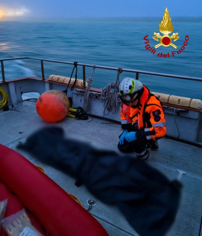 Avvistato un corpo in mare, <br> cadavere recuperato