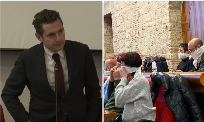 Il sindaco sui giornalisti dipendenti pubblici: «La libertà di stampa non è in discussione», intanto l’opposizione si imbavaglia per protesta
