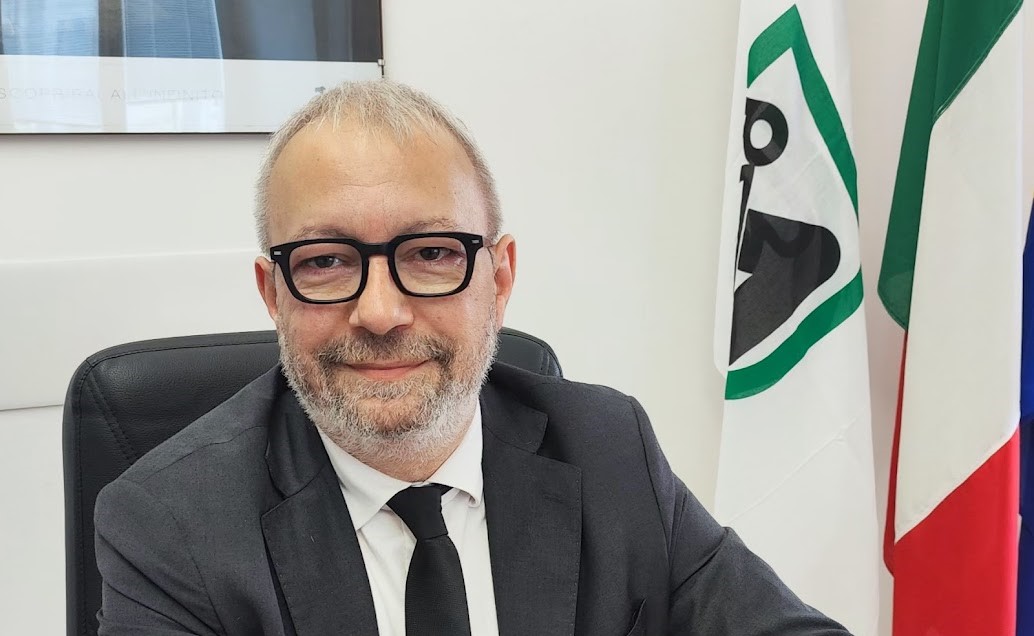 Regione, Simone Livi (FdI) alla Casini (Pd): «Nessuna infrazione di legge rispetto alla convocazione delle elezioni da parte di Acquaroli»