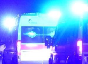 Violenta zuffa nella notte in Via del Trivio: ferito un uomo