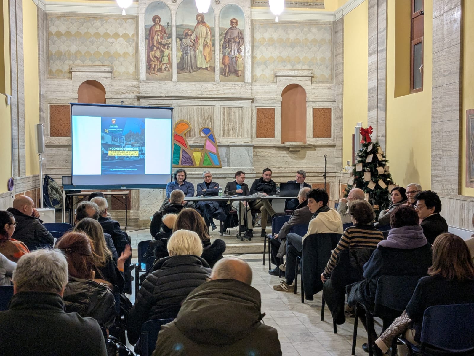 Quale futuro per gli ippocastani di viale Vellei? «Sostituire le piante malate è una decisione oggettiva»