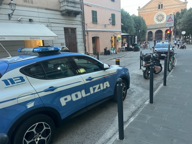 Pugno in faccia per un parcheggio fatto male: denunciato un 58enne