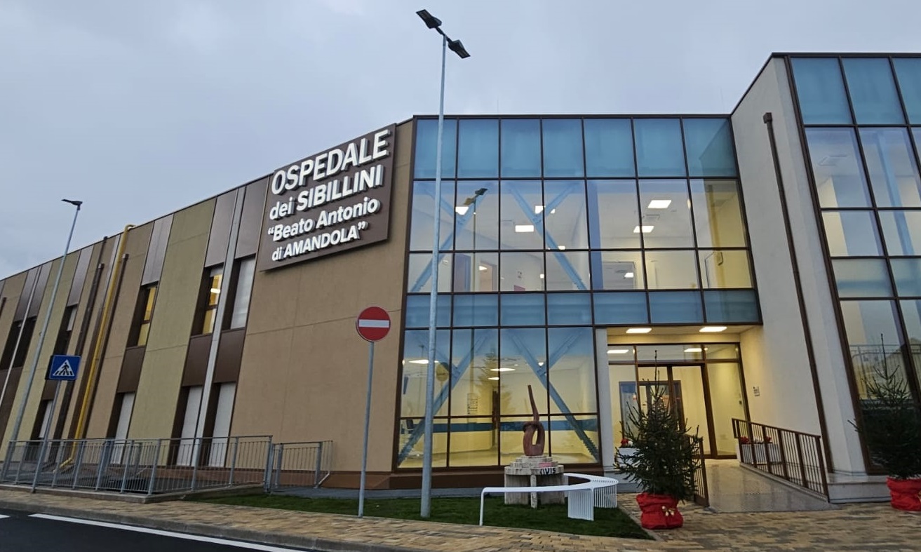 Ospedale dei Sibillini: «Entro maggio il trasferimento di Medicina Interna dal vecchio al nuovo» 