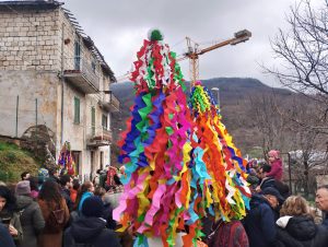 Gli Zanni non deludono: grande successo per le nove tappe di colori ed allegria (Video e foto)