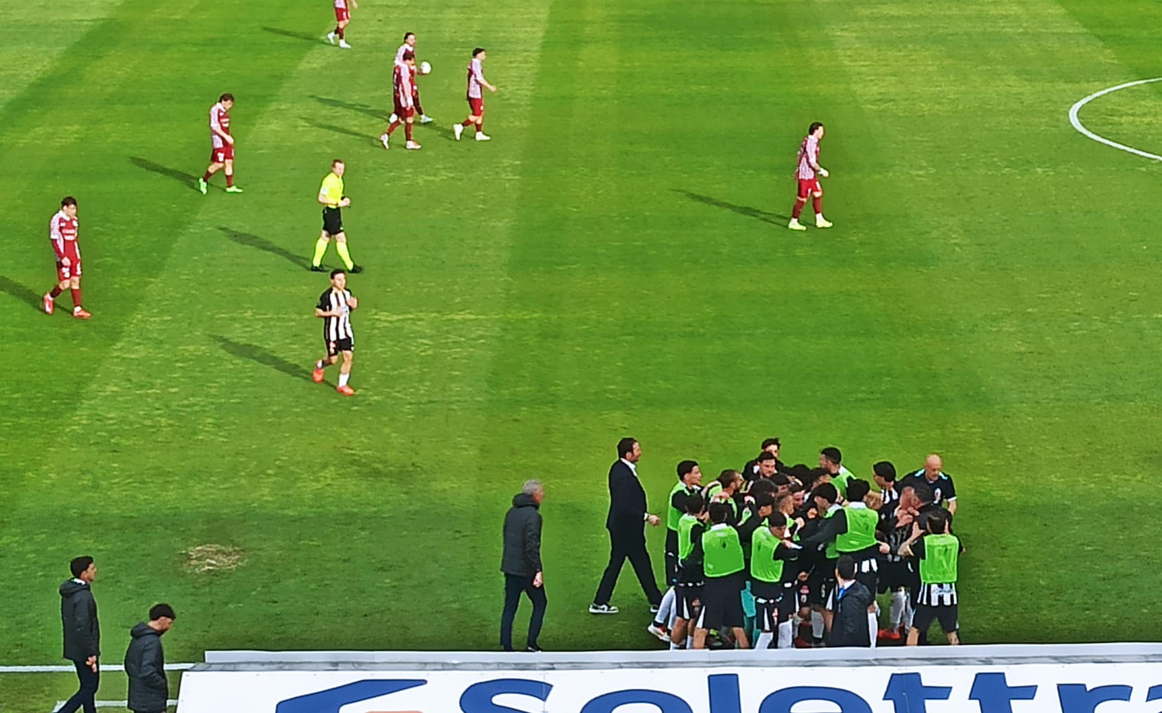 Ascoli-Arezzo 1-0, Di Carlo riparte con il piede giusto: il Picchio ritrova i tre punti con un gol di Varone