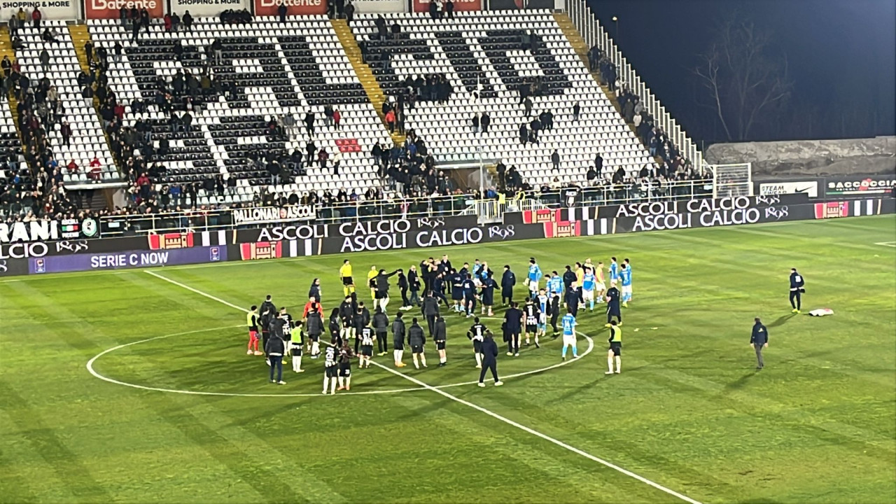 Ascoli-Pineto 0-1, “Del Duca” espugnato per la settima volta in stagione: la società dispone ritiro immediato e silenzio stampa