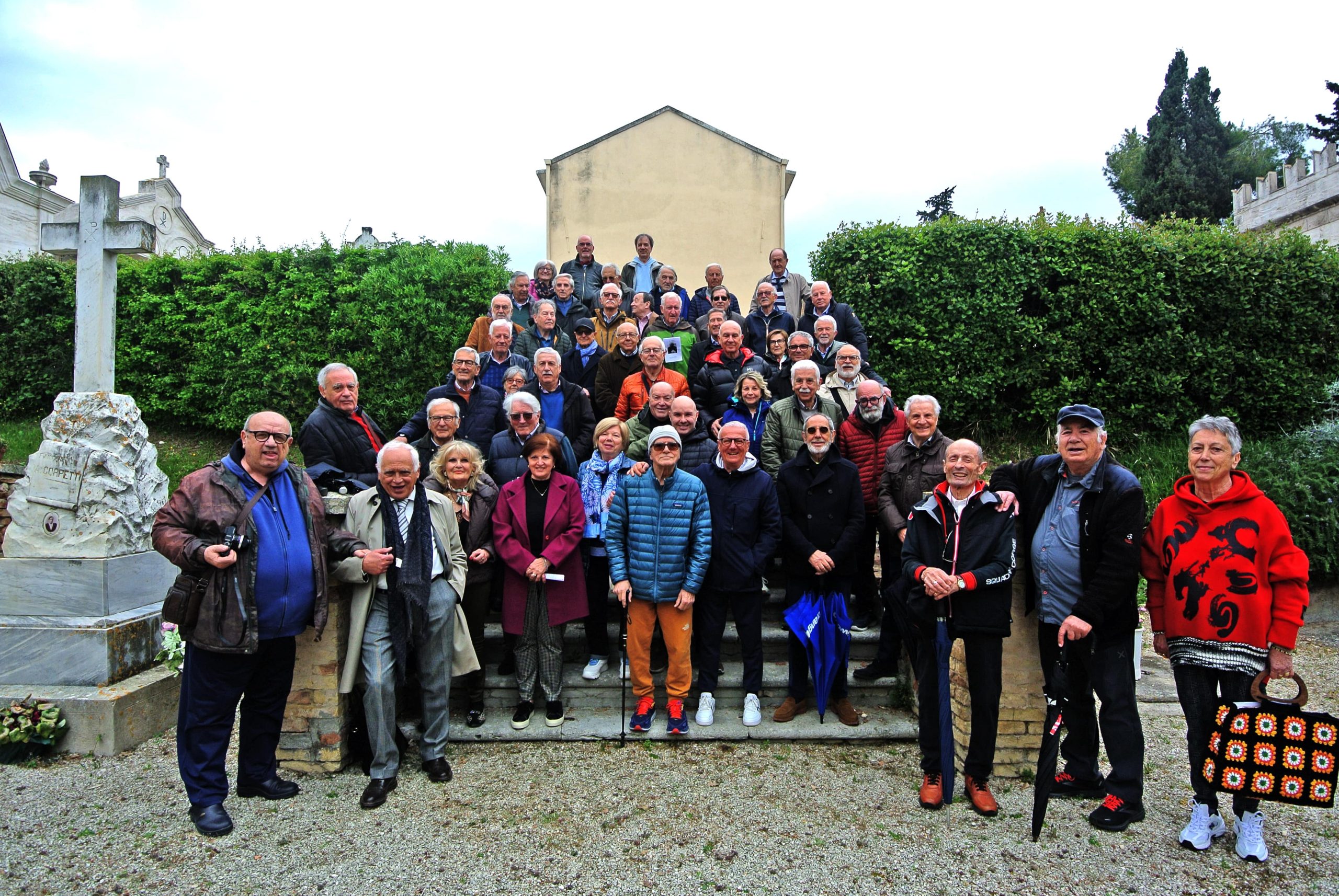 “I Ragazzi di Don Celso” ricordano il loro amato amico ed educatore, simbolo di Massignano