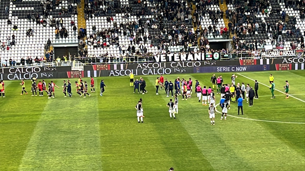 Brutta beffa per l’Ascoli, la Torres passa al 95′ (1-2): per la salvezza c’è ancora da lottare