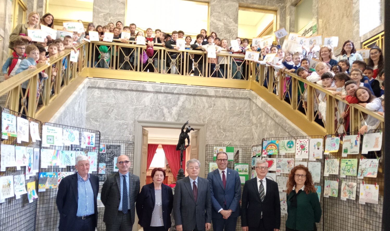 “Crea il Logo” di Carifermo, alla primaria di Montegranaro il primo premio