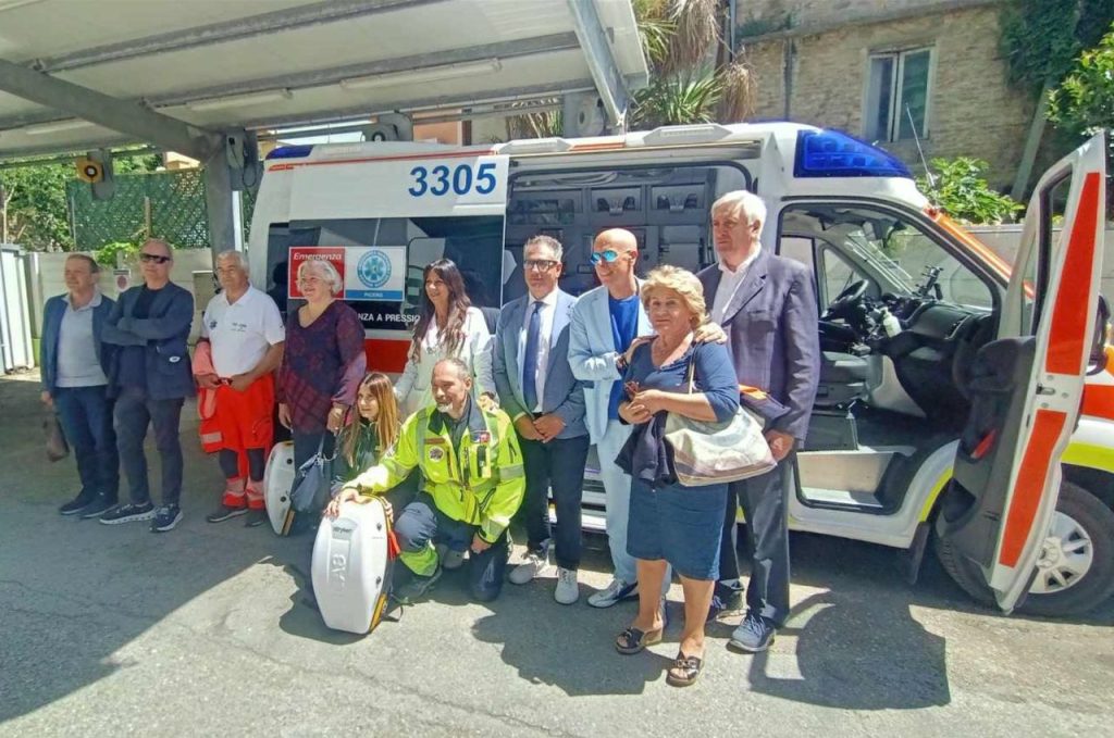 Tre nuovi massaggiatori automatici per le ambulanze dell’Ast Picena <span> (Video)