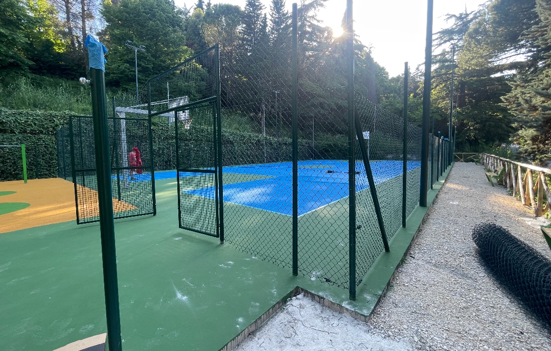 Da zona degradata a campo da basket: nuova vita per il campetto delle Tofare <span> (Foto) </span>