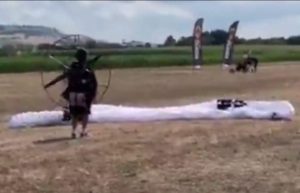 <span>VIDEO</span> dell’ultimo volo di Felix Baumgartner. La compagna Mihaela: «Ora sta tornando a casa, lassù»