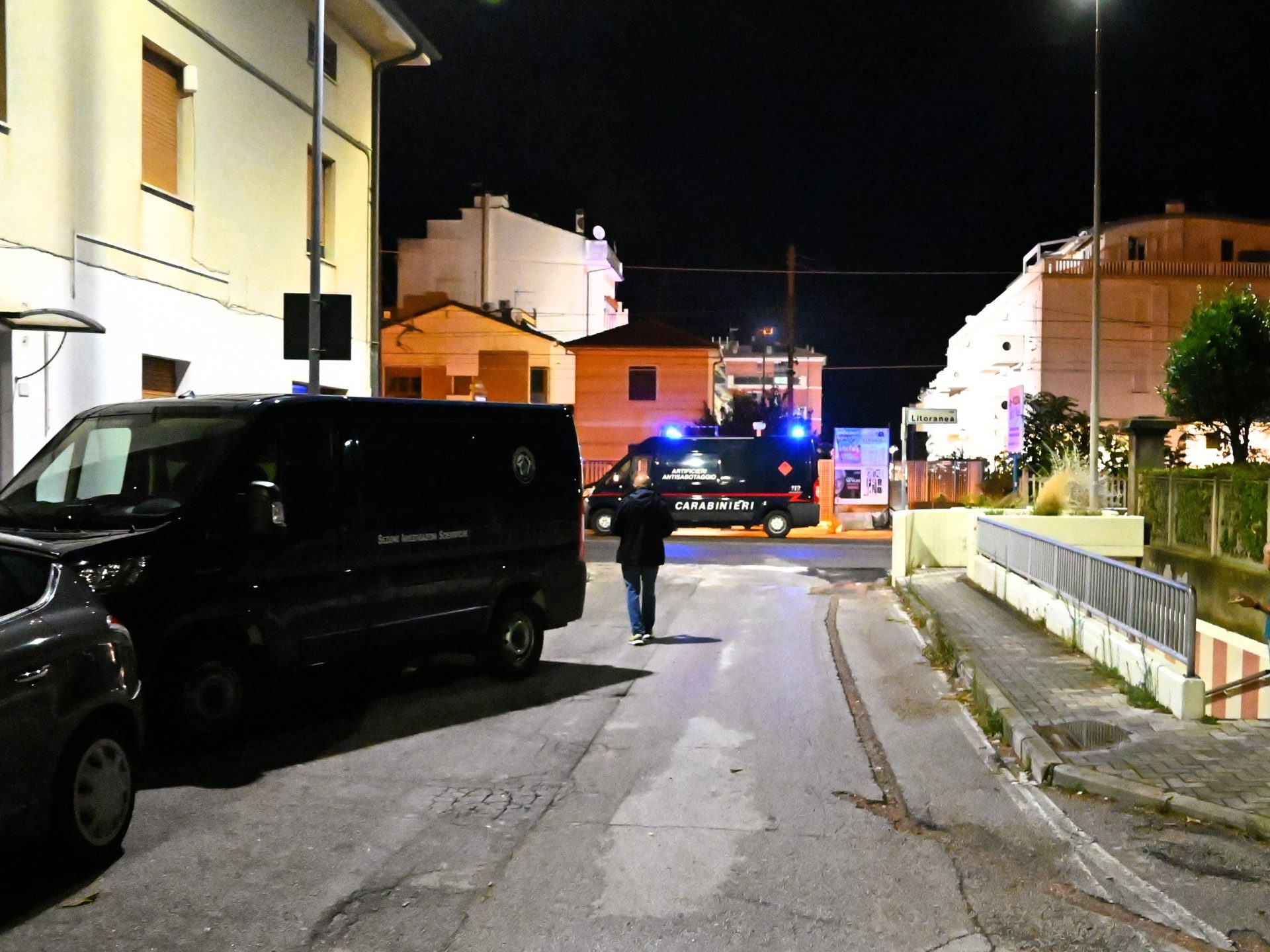 Assalto al bancomat con esplosivo: arrestati 3 uomini in fuga con 22mila euro