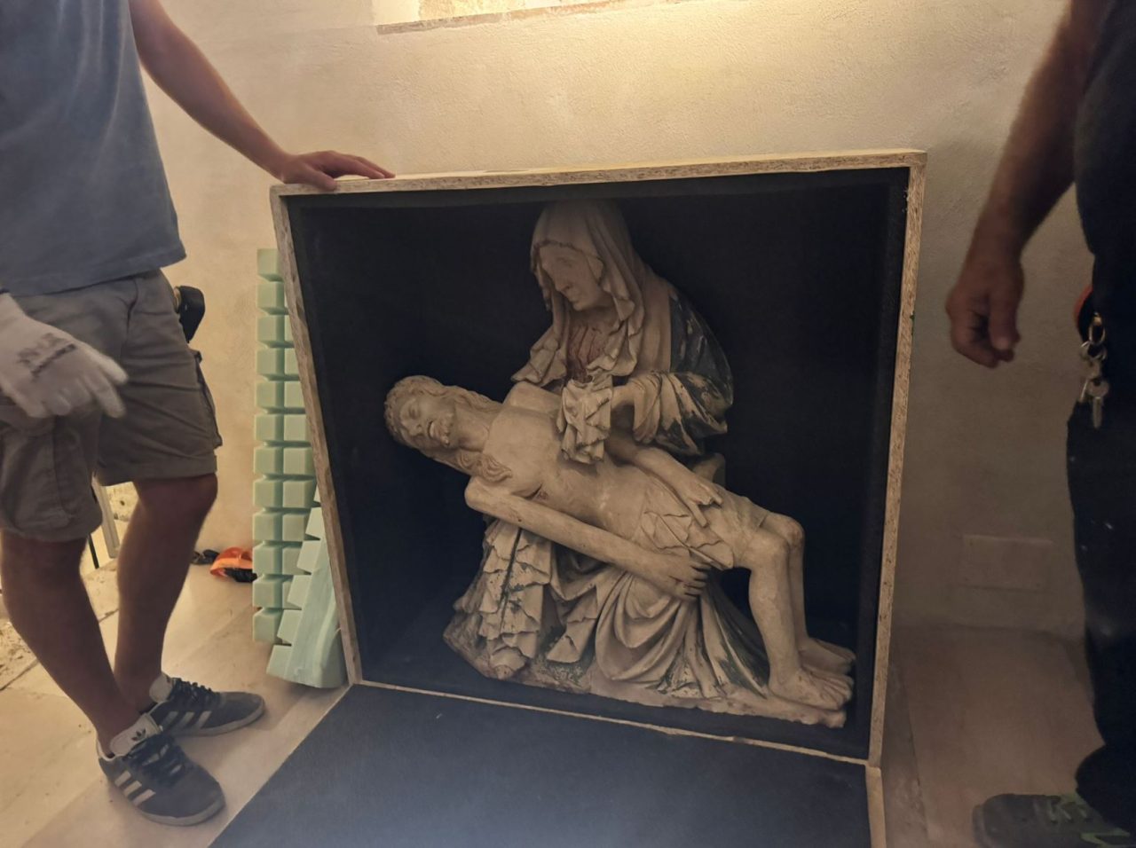 Restaurati e riconsegnati due Vesperbild alla Diocesi di Ascoli