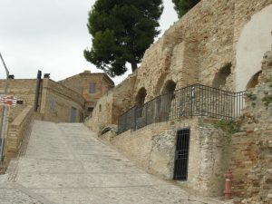 Ferragosto tra mostre e libri: la cultura anima il borgo