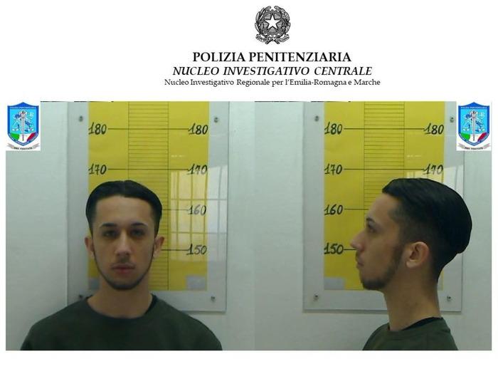 Catturato a Barcellona Andrea Cavallari: <br> finita la fuga del condannato <br> per la strage di Corinaldo