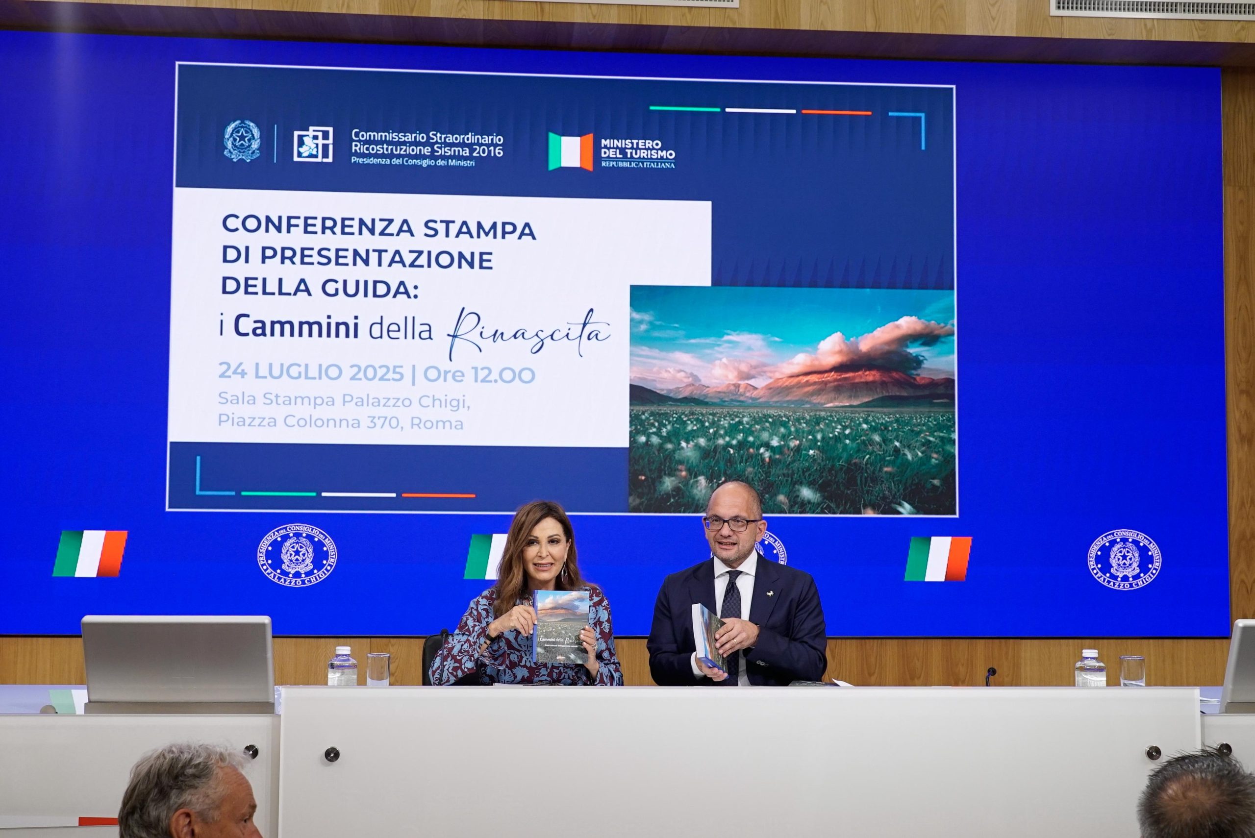 “I Cammini della Rinascita”: il ministro Santanchè e il commissario Castelli presentano la guida per valorizzare l’Appennino centrale