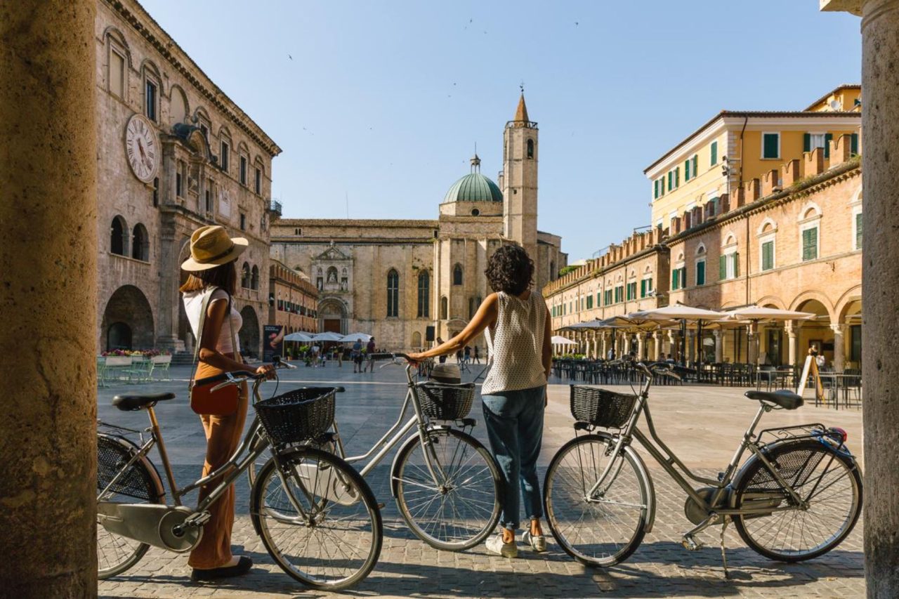 Siglato l’accordo per il finanziamento di “Piceno Bike”
