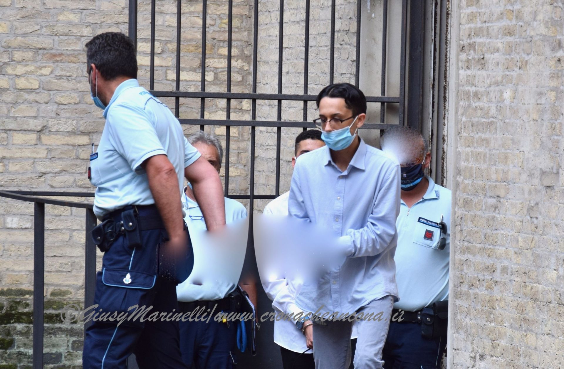 Strage di Corinaldo: <br> evaso Andrea Cavallari: <br> non rientra dopo la discussione della tesi