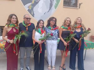 Sant’Emidio: Federica Fioravanti è la dama della rosa rossa, Simone Panichi araldo a cavallo <span> (Video e foto) </span> Sant’Emidio: Federica Fioravanti è la dama della rosa rossa, Simone Panichi araldo a cavallo <span> (Video e foto) </span>