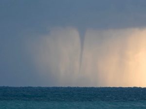 Tromba marina al largo di Civitanova <span> (Video) </span>
